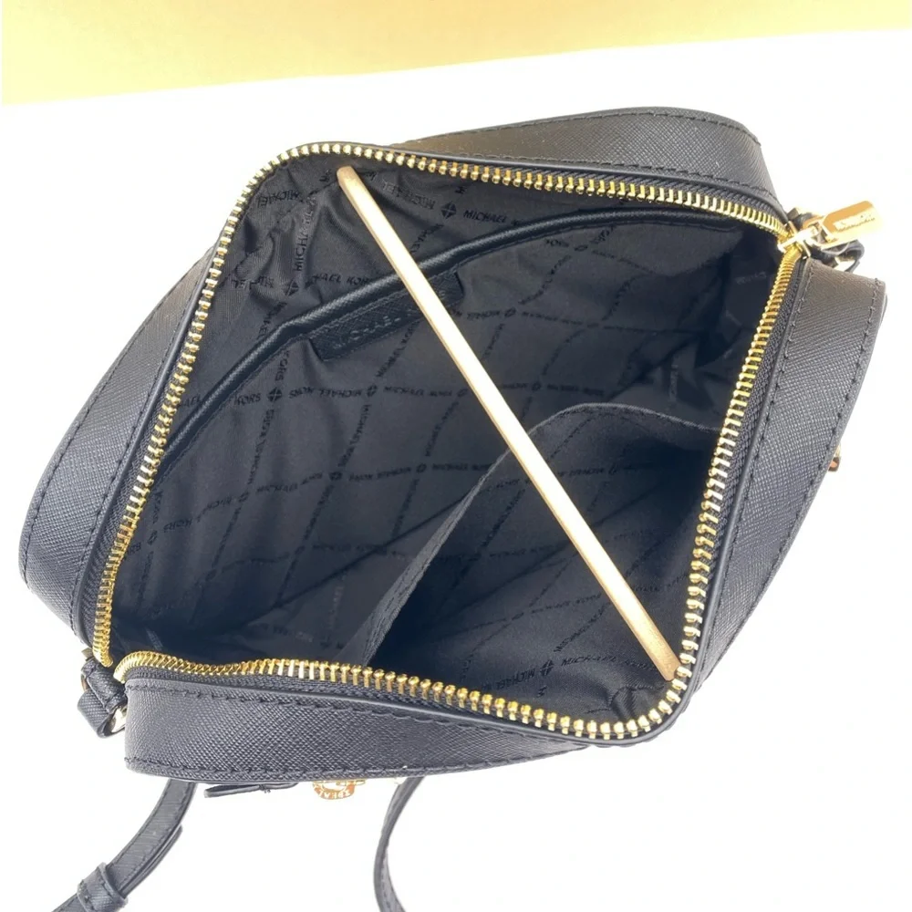 MICHAEL KORS LARGE EW ZIP CHAIN CROSSBODY black